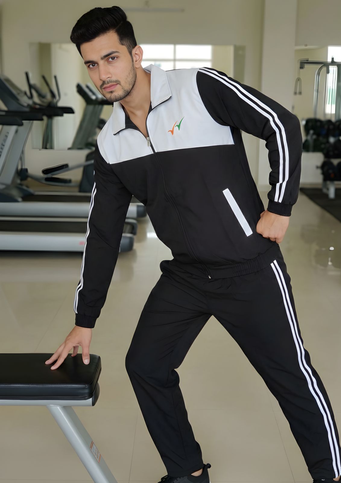 Useme Men's Tracksuit